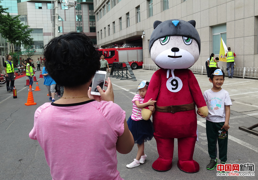 ���������l(f��)����һ������ꠡ�ϵ��������ͨ����